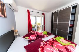 OPATIJA, LOVRAN, IKA- villa 380m2 s panoramskim pogledom na more i bazenom + uređena okućnica 700m2, Opatija - Okolica, Casa