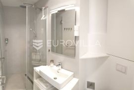 Istra, Rovinj, moderno renoviran stan NKP 49,05m2 u strogom centru, Rovinj, Wohnung