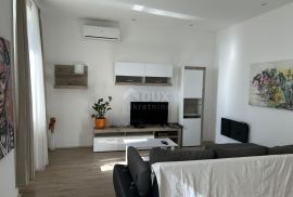 RIJEKA, CENTAR,  lijepo uređen stan / apartman na super lokaciji, Rijeka, Διαμέρισμα