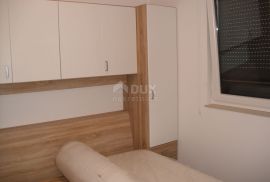 OTOK KRK, MALINSKA - Luksuzni penthouse 100 m od mora, Malinska-Dubašnica, Flat