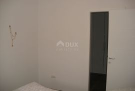 OTOK KRK, MALINSKA - Luksuzni penthouse 100 m od mora, Malinska-Dubašnica, Flat