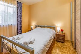 ISTRA, PULA Vila s bazenom i 2 apartmana na prostranoj okućnici 1700 m2, Ližnjan, Casa