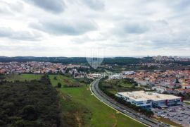 Pula, građevinsko zemljište na odličnoj lokaciji!, Pula, Tierra