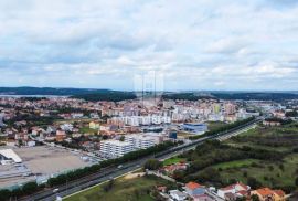 Pula, građevinsko zemljište na odličnoj lokaciji!, Pula, Tierra