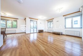 Zagreb, Jordanovac,  prekrasan peterosoban stan 230 m2 s garažom i parkirnim mjestom, Zagreb, Stan