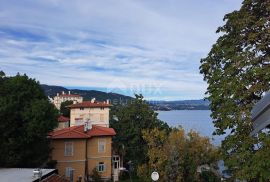 OPATIJA, LOVRAN  - stan u staroj gradskoj jezgri, Lovran, Διαμέρισμα