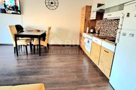 GORNJI ZAMET, etaža kuće, lijepi 4-sobni stan, Rijeka, Appartement