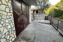 NOVI VINODOLSKI, ZALEĐE, kuća s velikim potencijalom, PRILIKA, Novi Vinodolski, Casa