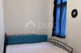 RIJEKA, CENTAR, gospodski stan strogom centru grada, Rijeka, Appartement