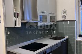 RIJEKA, CENTAR, gospodski stan strogom centru grada, Rijeka, Appartement