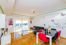 Atraktivan stan cca 84 m2 | 2 spavaće sobe | Pogled more | 2 garažna parkirna mjesta | Dubrovnik, Montovjerna, Dubrovnik, Flat