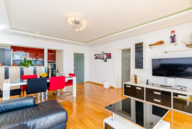 Atraktivan stan cca 84 m2 | 2 spavaće sobe | Pogled more | 2 garažna parkirna mjesta | Dubrovnik, Montovjerna, Dubrovnik, Flat