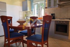 Apartmanska kuća u Zadru uz more- 6 stambenih jedinica, Zadar, Haus