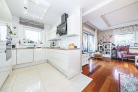 Zagreb, Maksimir, prekrasna obiteljska kuća BRP 252 m2, Zagreb, Casa