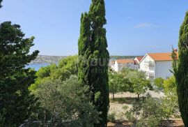 OTOK RAB, BARBAT - Kuća s apartmanima blizu plaža, Rab, Σπίτι