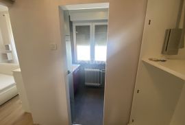 RIJEK, BULEVARD- moderno uređen stan s vlastitom garažom !, Rijeka, Apartamento