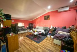 RIJEKA, POTOK - PRILIKA prostrani stan 62m², Rijeka, Kвартира