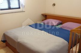 OTOK KRK, MALINSKA - Apartman 1S+DB od 56 m2, Malinska-Dubašnica, Διαμέρισμα