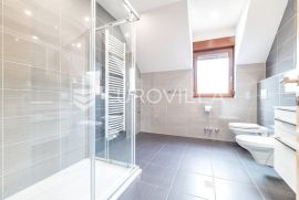 Samobor, Centar prekrasna obiteljska kuća 230m2 NOVOGRADNJA, Casa