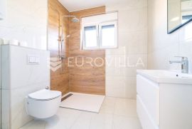 Zagreb, Gornja Dubrava, prekrasan trosoban stan NKP 72 m2, PRVI NAJAM, Zagreb, Appartment