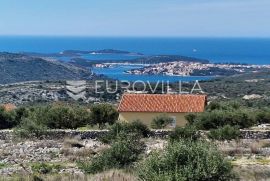 Rogoznica - poljoprivredno zemljište s panoramskim pogledom, Rogoznica, Tierra