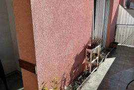 PRODAJA, STAN, VALDEBEK, 55 m2, Pula, Apartamento