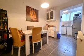 STAN, PRODAJA, ZAGREB, CENTAR, 71 m2, 2-soban, Zagreb, Wohnung