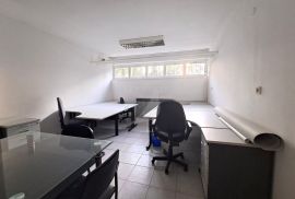 POSLOVNI PROSTOR, ZAKUP, ZAGREB, FOLNEGOVIĆEVO, 44 m2, Zagreb, Propiedad comercial