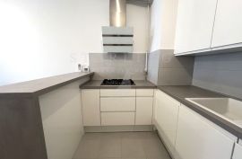 STAN, PRODAJA, ZAGREB, DUBRAVA, 88 m2, 3-soban, Zagreb, Wohnung