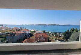 Penthouse od 150 m2 s pogledom na more i Trogir, Seget, Διαμέρισμα