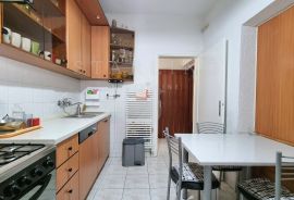 STAN, PRODAJA, ZAGREB, GORNJE VRAPČE, 95 m2, 4-soban, Zagreb, Appartement