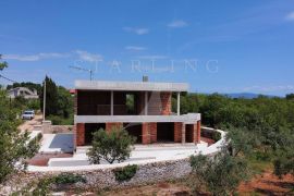 PRODAJA, SAMOSTOJEĆA VILA, KAVRAN, 3SS+DB, 224 M2, Marčana, House