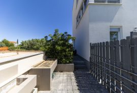 APARTMAN, PRODAJA, PRIVLAKA, 69 M2, Privlaka, Stan