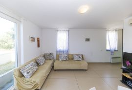 APARTMAN, PRODAJA, PRIVLAKA, 69 M2, Privlaka, Stan