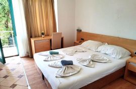 Hotel, pansion 100 metara do mora, Crikvenica, Crikvenica, Propriété commerciale