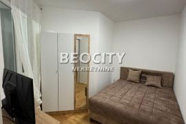 Novi Sad, Petrovaradin, Preradovićeva, 1.5, 40m2, Novi Sad - grad, Wohnung