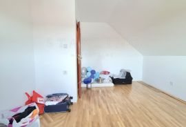 STAN, PRODAJA, SESVETE, 136 m2, 4-soban, Zagreb, Appartment