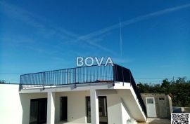 Kuća 110 m2 – Vrsi *Novogradnja* (ID-2461/C), Nin, Casa