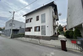 KUĆA S TRI STANA, PRODAJA, ZAGREB, DUBRAVA, Zagreb, Casa