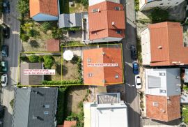 KUĆA S TRI STANA, PRODAJA, ZAGREB, DUBRAVA, 289 m2, Zagreb, Casa