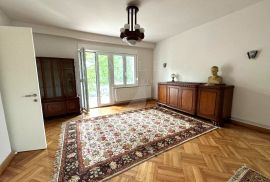 POSLOVNI PROSTOR, ZAKUP, ŠALATA, 136 m2, 5-sobni + 16 m2 GARSONIJERA, Zagreb, Stan