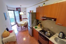 PRODAJA, STAN, STOJA, 3 SS+DB, Pula, Apartamento