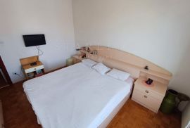 PRODAJA, STAN, STOJA, 3 SS+DB, Pula, Apartamento