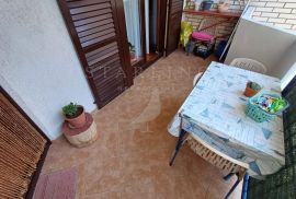 PRODAJA, STAN, STOJA, 3 SS+DB, Pula, Apartamento