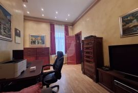 STAN, PRODAJA, ZAGREB, ZRINJEVAC, 148 m2, 5-soban, Zagreb, Apartamento