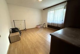 KUĆA, PRODAJA, ZAGREB, REMETE, 388 m2, 6-sobna, Zagreb, House