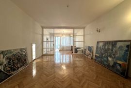 STAN, PRODAJA, ZAGREB, DONJI GRAD, 187 m2, 5-sobni, Zagreb, Apartamento