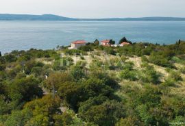 Novi Vinodolski - zemljište prvi red do mora za gradnju hotela, Novi Vinodolski, Land