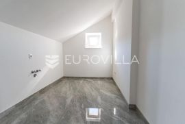 Požega, CENTAR, atraktivan trosoban stan 77 m2, Požega, Appartement