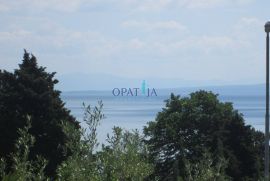 Opatija, Medveja, lijepa starina s velikom okućnicom, Opatija, Casa